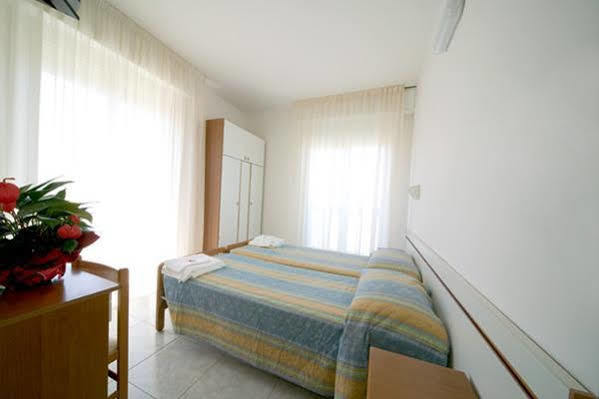 Hotel Ca Vanni Rimini Exterior photo